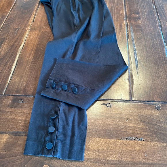 J. Jill navy linen, straight pants, detail at hem.  Side zip, elastic back. - Picture 9 of 15